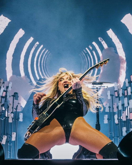 Kesha Instagram pics, August 2025