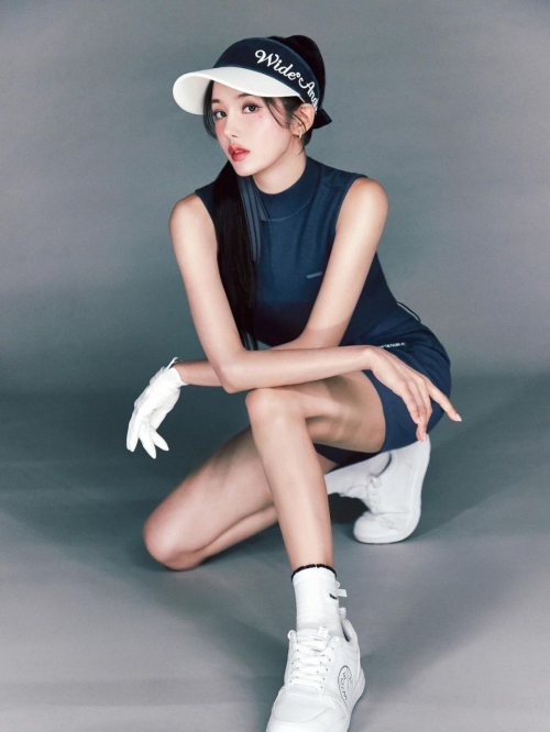 Kwon Eunbi for Wide Angle campaign 2025 6