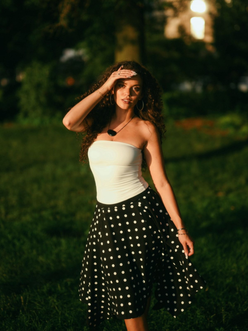 Madison Pettis chic look in photoshoot, August 2025 10