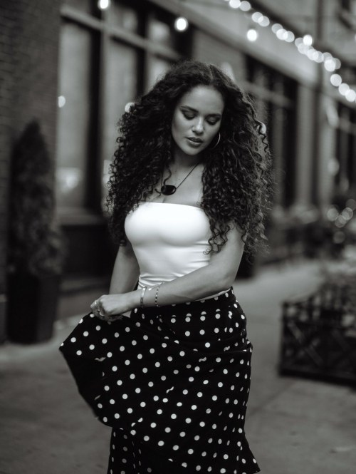 Madison Pettis chic look in photoshoot, August 2025 1