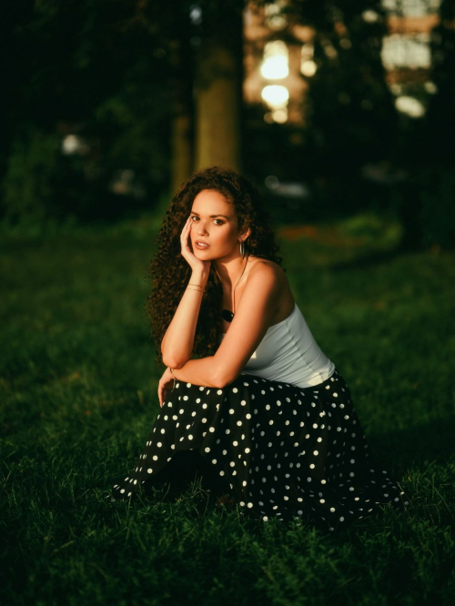 Madison Pettis chic look in photoshoot, August 2025 8