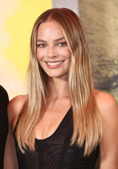 Margot Robbie Big Bold Beautiful photocall LA, August 2025 2