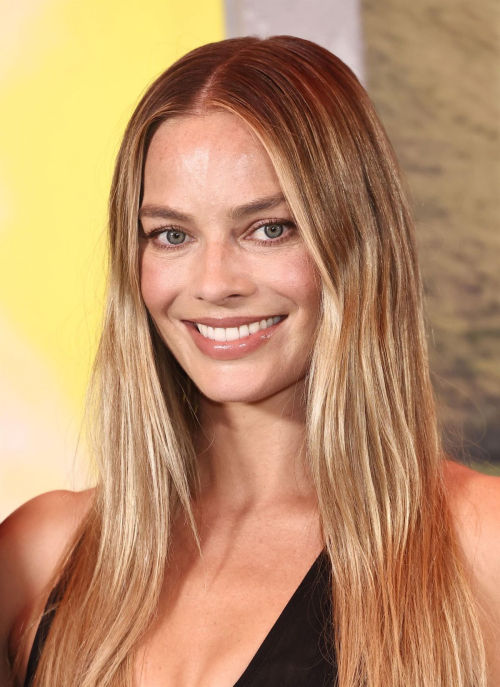Margot Robbie Big Bold Beautiful photocall LA, August 2025 3