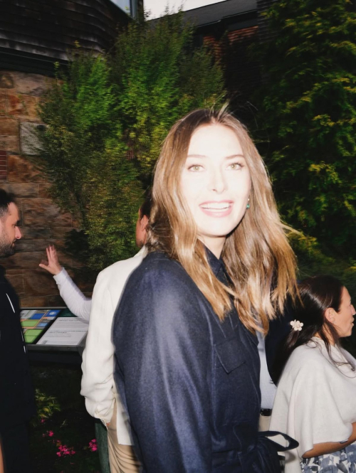 Maria Sharapova shines in Instagram photos, August 2025 10