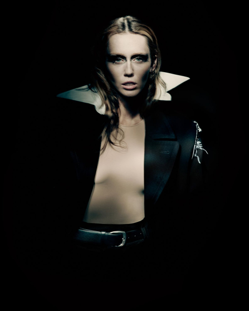 Miley Cyrus for Maison Margiela AW25, August 2025 5