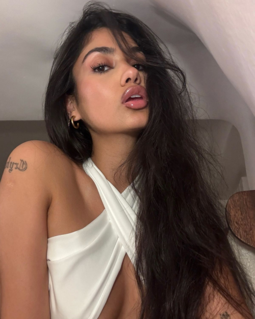 Naaz Torbati shares Instagram photos, August 2025 1