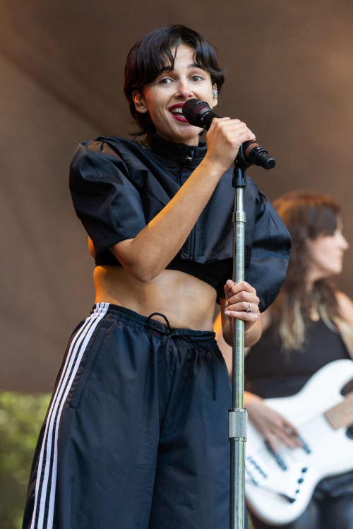 Naomi Scott Live at Lollapalooza Chicago, August 2025 6