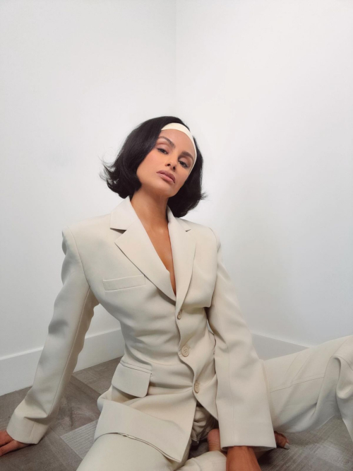Nazanin Mandi Instagram pics, August 2025 2