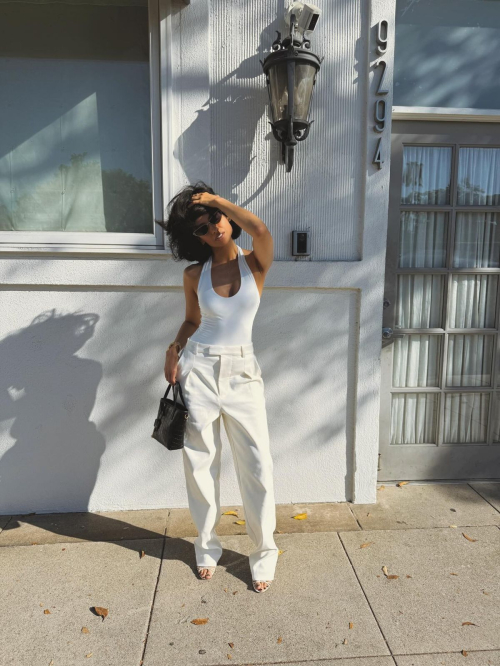 Nazanin Mandi shines in Instagram photos, August 2025 2