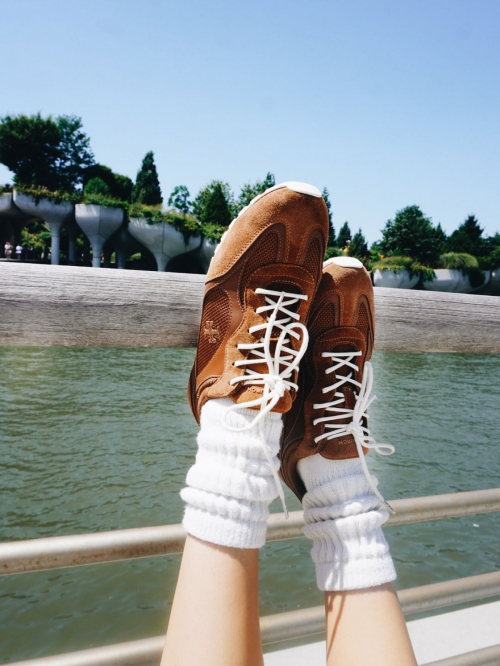 Olivia Ponton Tory Burch sneakers, August 2025 3