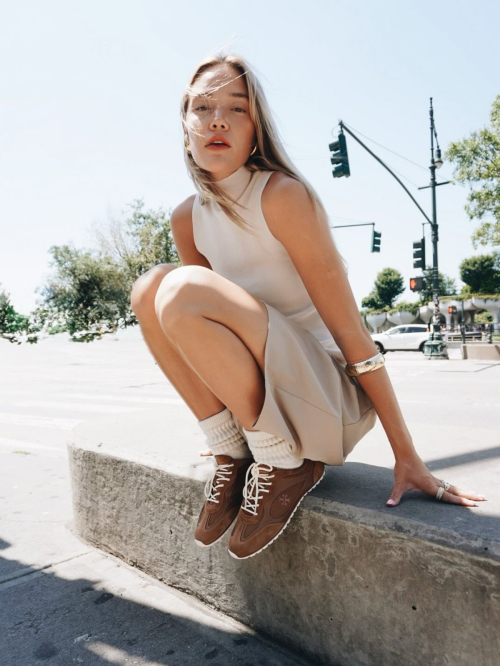 Olivia Ponton Tory Burch sneakers, August 2025 6