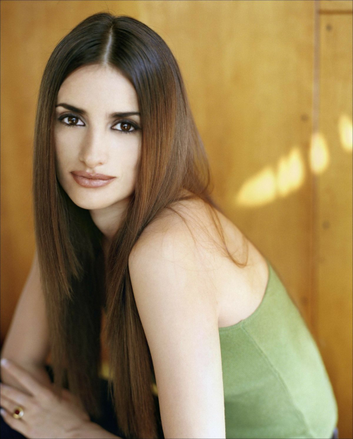 Penelope Cruz vintage photoshoot style, 2000 4