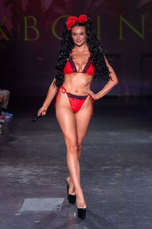 Rachel Pizzolato Swim Week Las Vegas Runway, August 2025 11