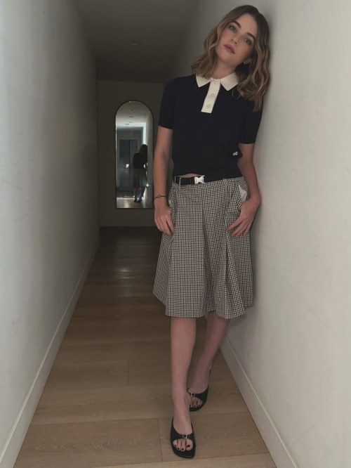 Raegan Revord posts Instagram photos, August 2025 1