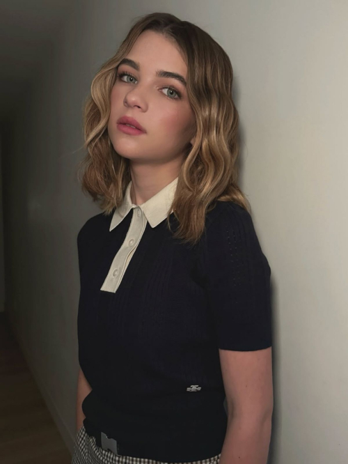 Raegan Revord posts Instagram photos, August 2025 4