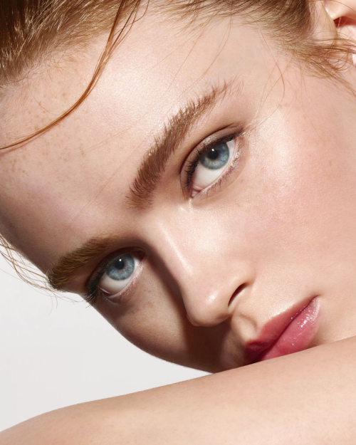 Sadie Sink Armani Beauty Skin Tint Campaign, Fall 2025 1
