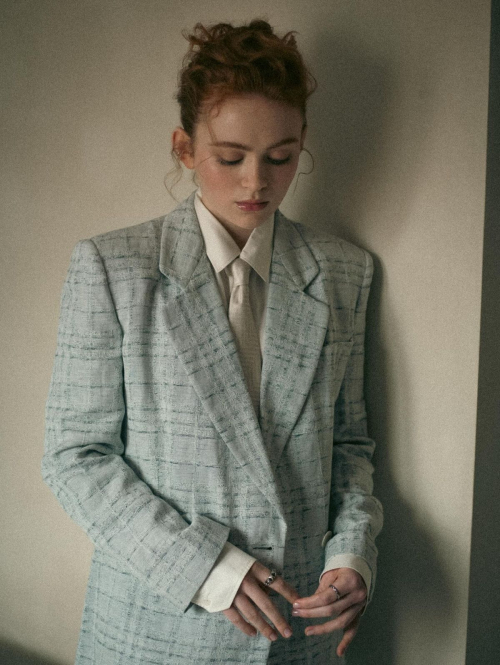 Sadie Sink wows in Instagram photo, August 2025 1