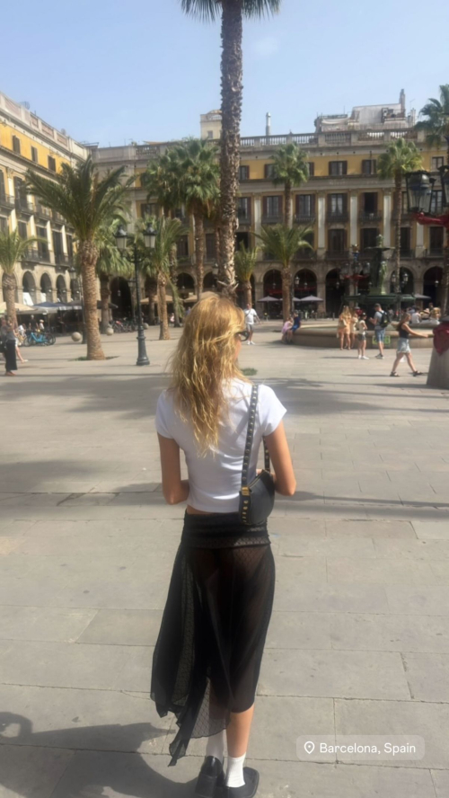 Stella Maxwell Instagram photos, August 2025 1