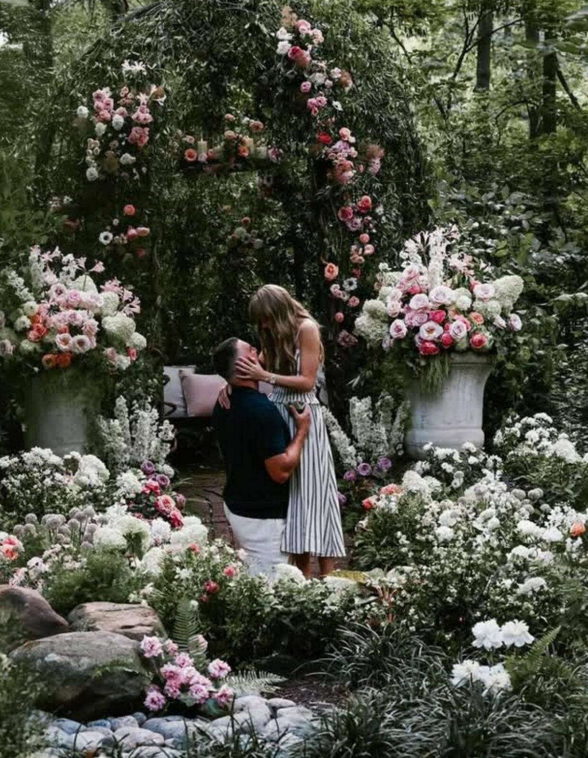 Taylor Swift engagement photos, Aug 2025