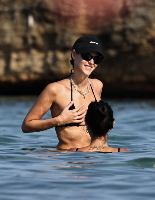 Vittoria Ceretti bikini in Ibiza, August 2025 7