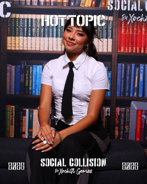 Xochitl Gomez meets fans at Hot Topic event, July 2025