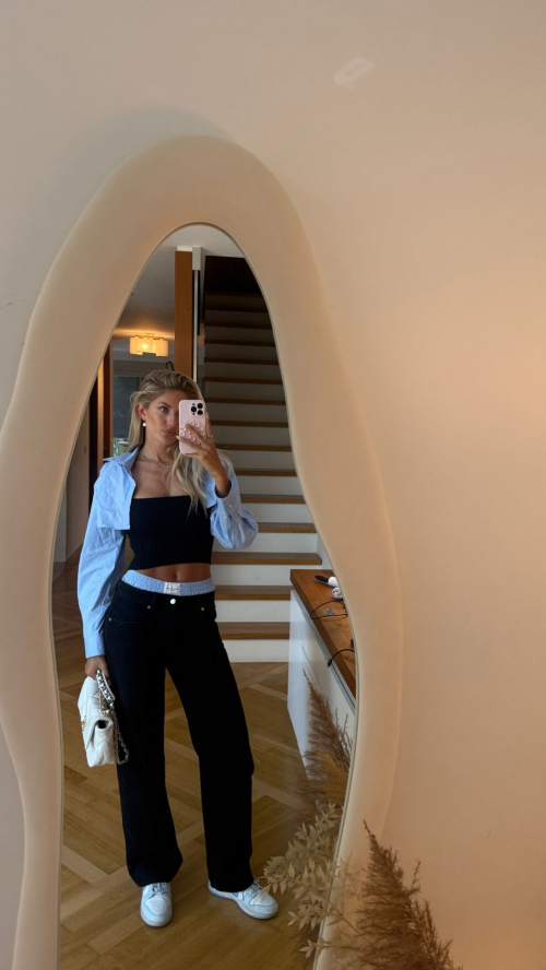 Alica Schmidt Instagram photos, September 2025 1