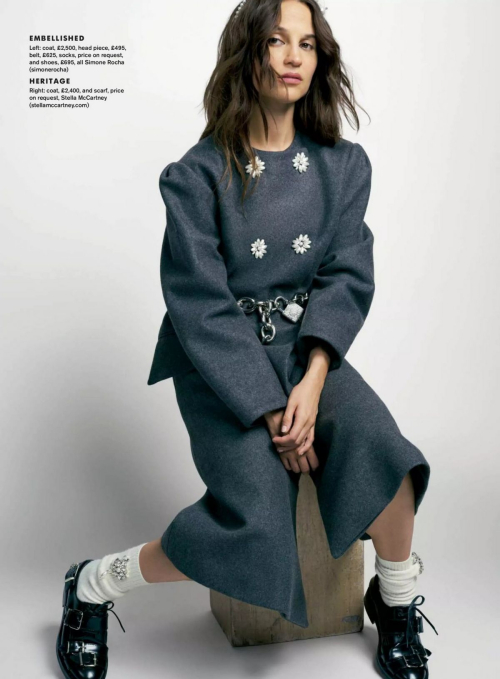 Alicia Vikander in Stylist Magazine, Sep 2025 4