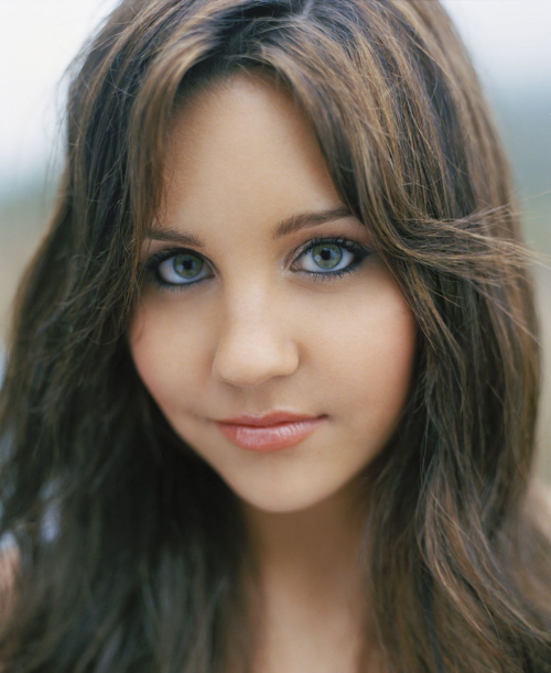 Amanda Bynes Ellegirl, 2006 8