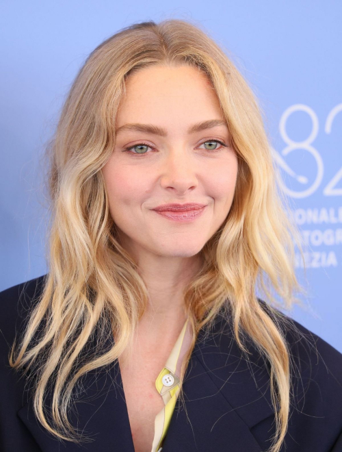 Amanda Seyfried at Testament of Ann Lee photocall Venice, September 2025 4