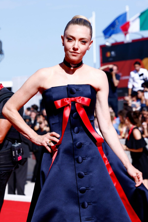 Amanda Seyfried at Testament of Ann Lee premiere Venice, September 2025 6