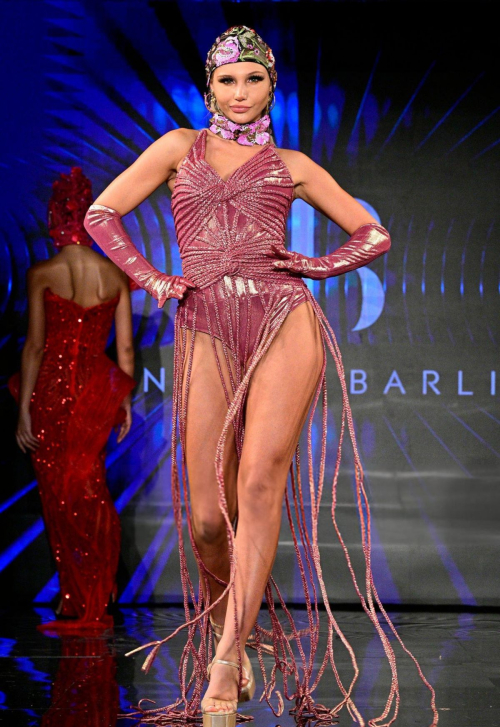 Brooklyn Riley Kenneth Barlis NYFW runway, September 2025 1