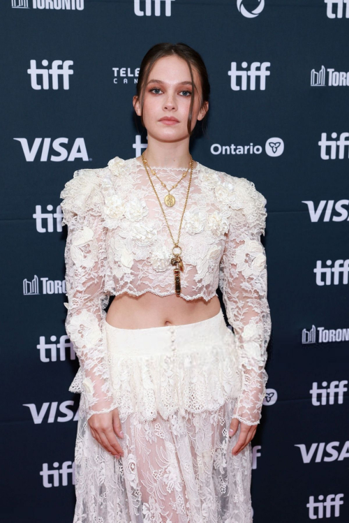 Cailee Spaeny at Knives Out Mystery premiere TIFF, September 2025