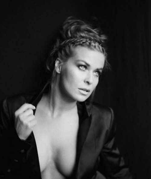 Carmen Electra Photoshoot, 2005 3