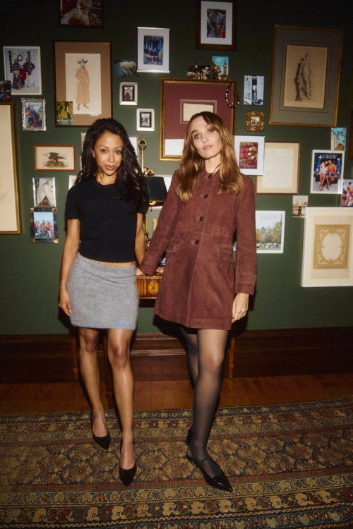 Chloe Fineman at J.Crew Bowery Takeover NY, Sep 2025 1