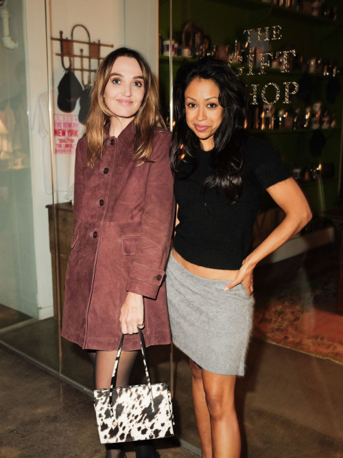 Chloe Fineman at J.Crew Bowery Takeover NY, Sep 2025 2