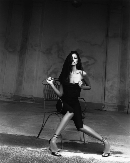 Cindy Kimberly for Oh Polly Vita Velata Campaign, Sep 2025 9