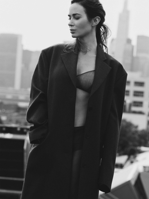 Emily Blunt covers Porter Magazine, September 2025 6