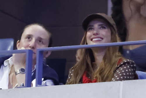 Emma Roberts at US Open Women’s Semifinals, September 2025 3