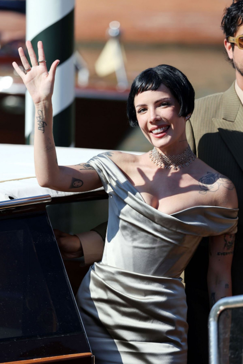 Halsey arrives at Hotel Excelsior Venice Film Festival, September 2025 5