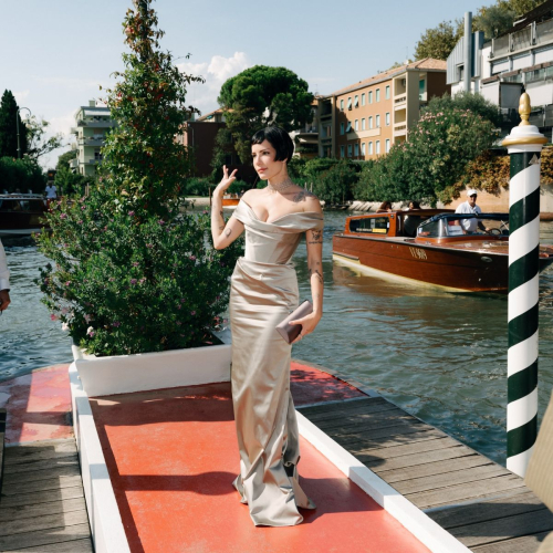 Halsey at a Photoshoot – Venice Film Festival 2025 2