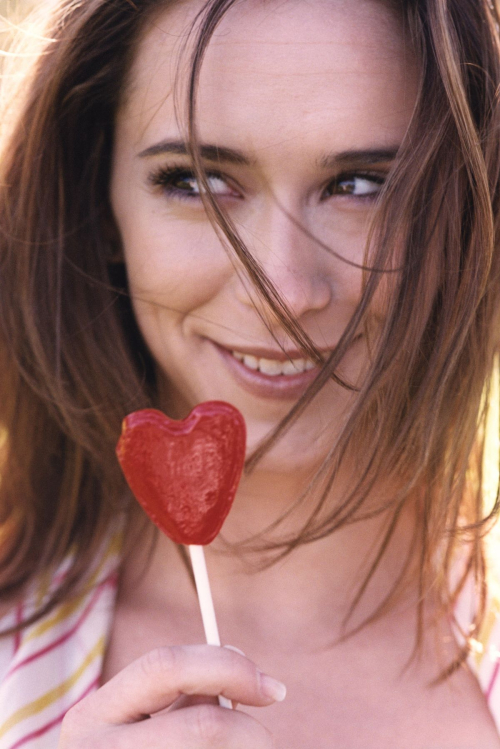 Jennifer Love Hewitt glamorous photoshoot, 1999 4