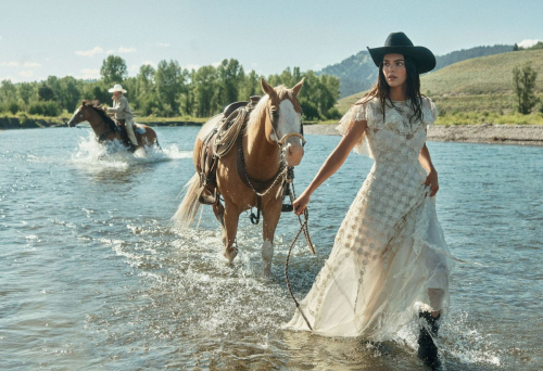 Kendall Jenner and Gigi Hadid for Vogue, Oct 2025 5