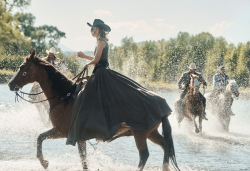 Kendall Jenner and Gigi Hadid for Vogue, Oct 2025 6