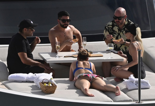 Lady Gaga and Michael Polansky on yacht Miami, September 2025 5