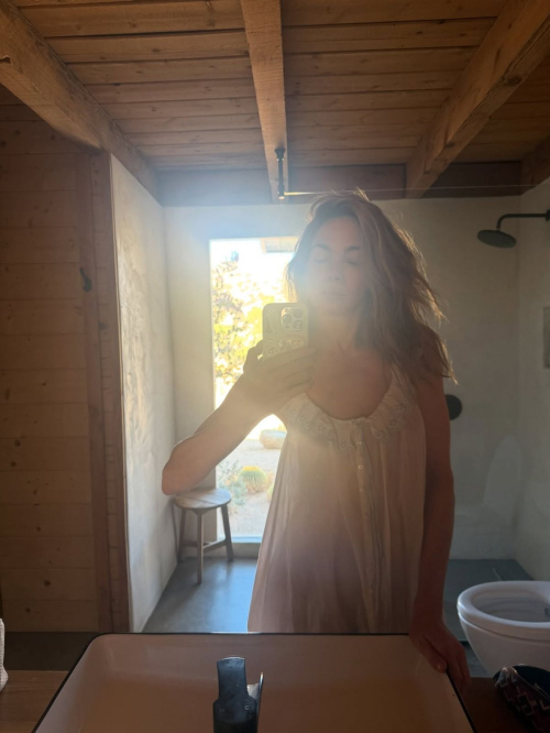 Michelle Monaghan shines in Instagram photos, September 2025 3