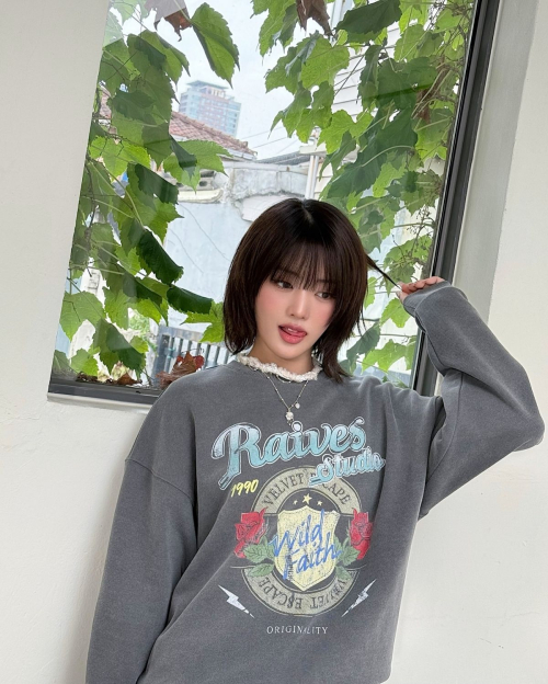 Minnie for Raive campaign, September 2025 5