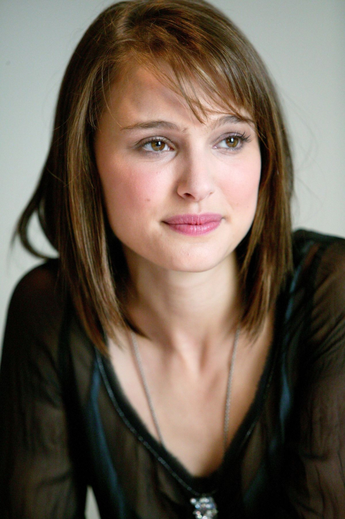 Natalie Portman at Closer Press Conference Beverly Hills, 2004 2