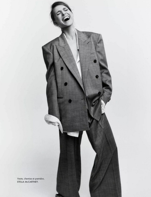 Natalie Portman in Elle France, September 2025 8