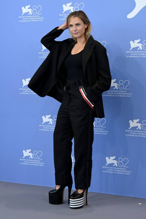 Rebecca Ferguson at A House of Dynamite Photocall – Venice Film Festival 2025 2