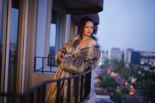 Rihanna for J’Adore perfume campaign, September 2025 3